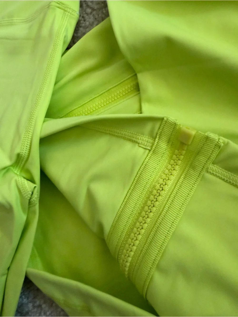 Set lululemon athletica Women’s Neon Lime Track